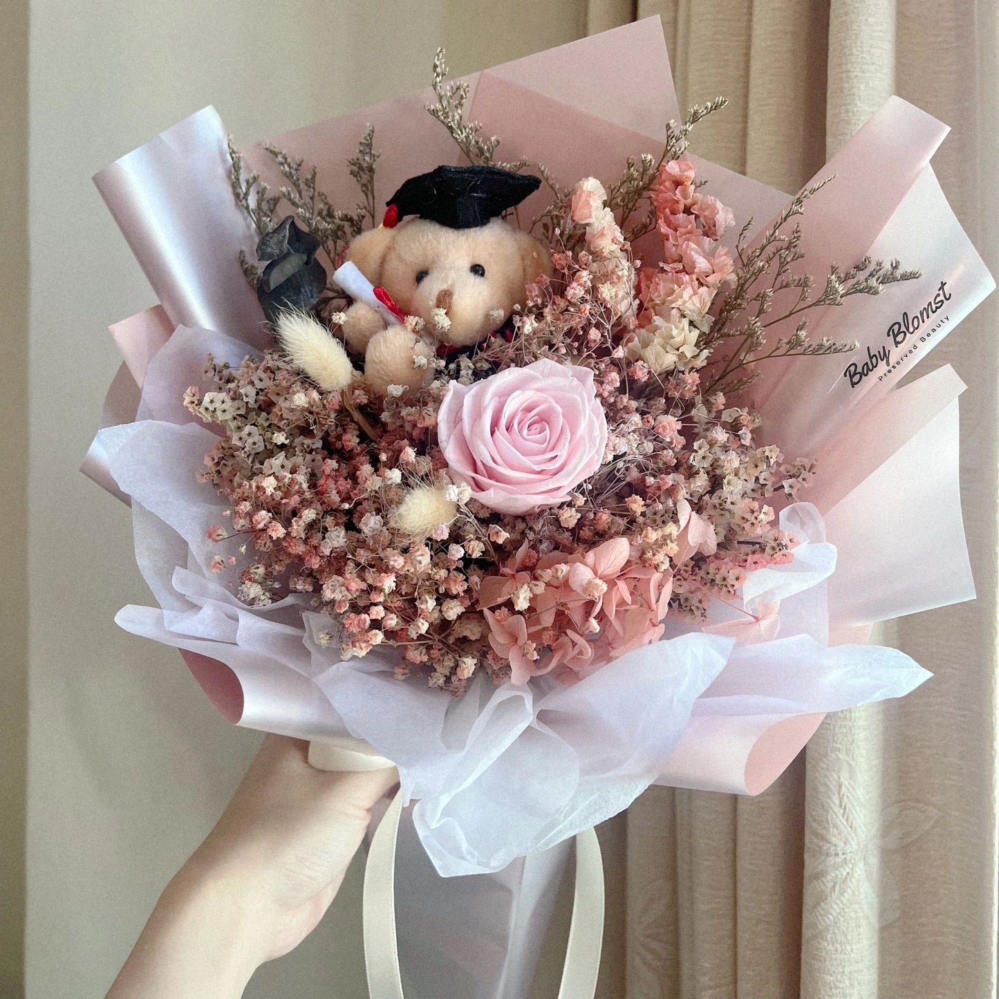 Graduation - Pink